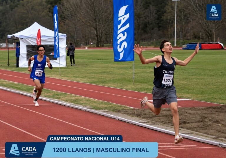 ALÓN RAMIL ZICARELLI, EL JOVEN DE EPUYÉN QUE HACE HISTORIA EN EL ATLETISMO NACIONAL